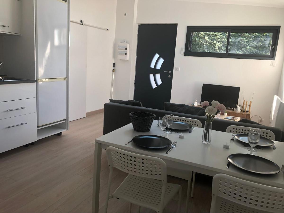 ברון Appartement Paisible Proche Centre Ville מראה חיצוני תמונה