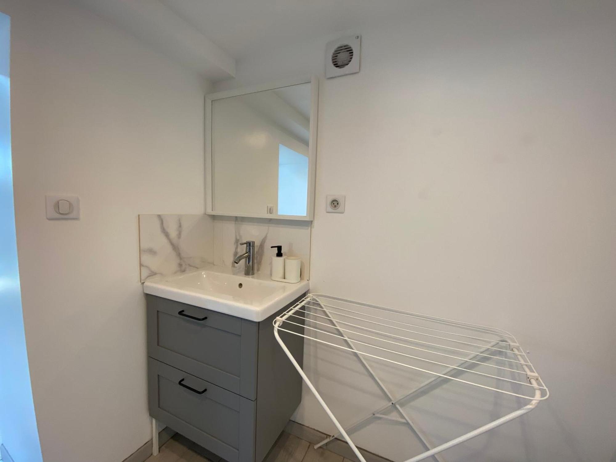 ברון Appartement Paisible Proche Centre Ville מראה חיצוני תמונה
